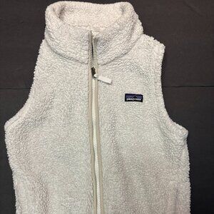 Patagonia Girls’ White Fleece Vest – Size XL – Cozy & Lightweight